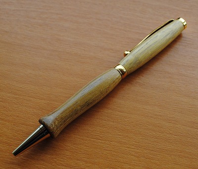 ニセアカシアのボールペン